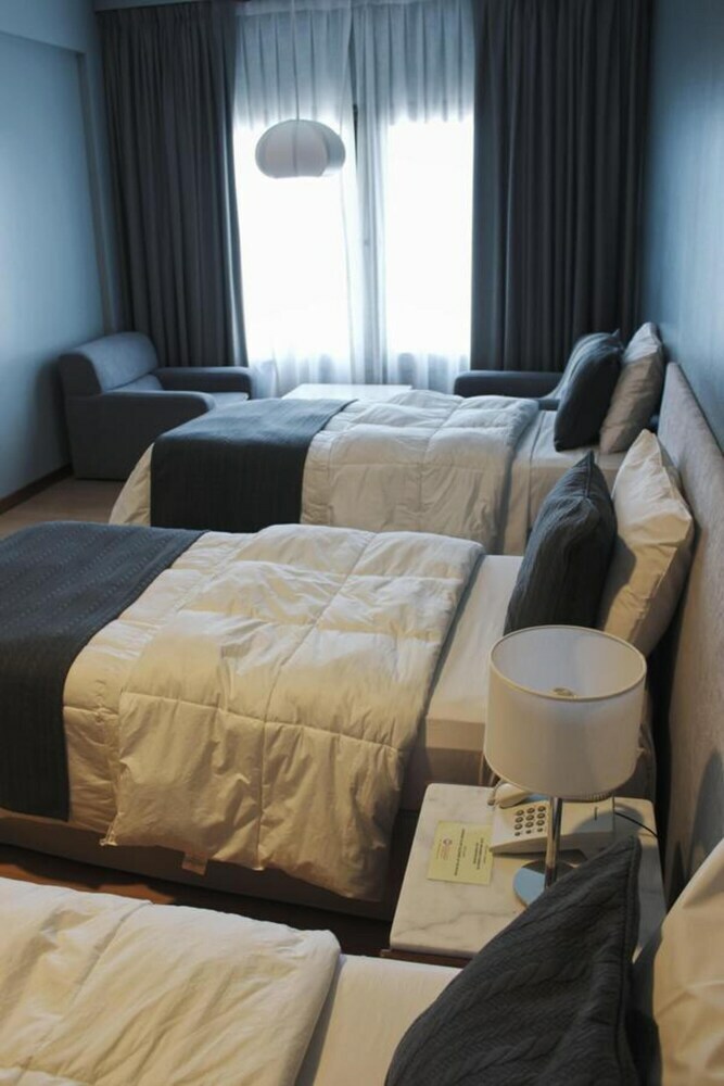 Hotel Rayentray Trelew
