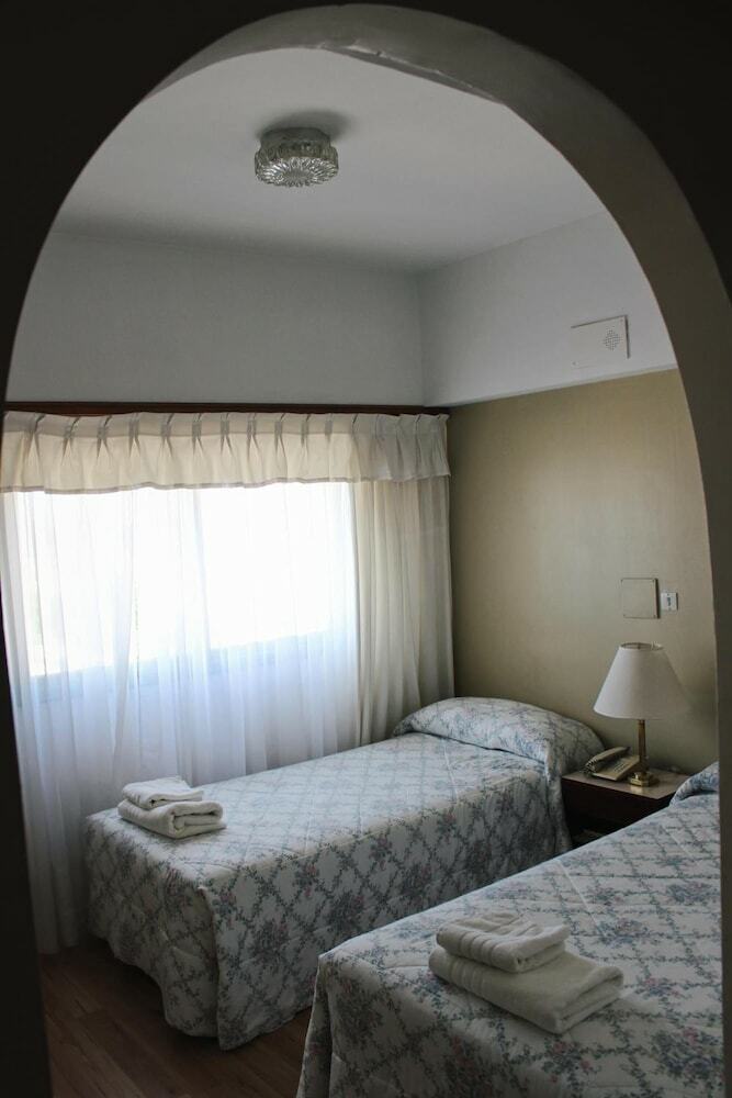Hotel Rayentray Trelew