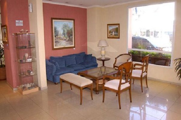 Naindo Park Hotel