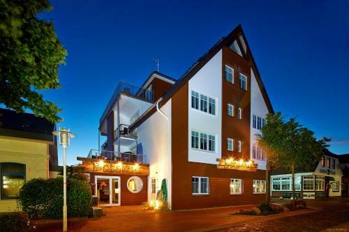 Land-gut-hotel Bernstein Bootshaus