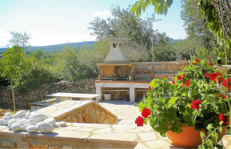 Arcadian Stone House For You