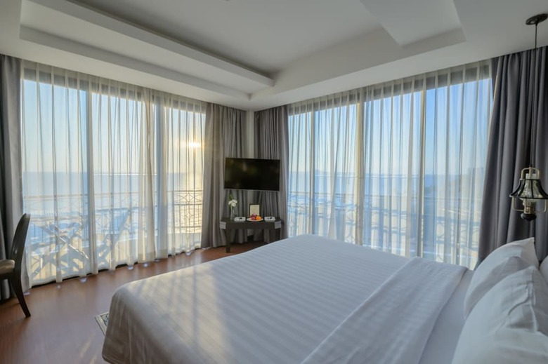 Hotel Bay Beach Resort