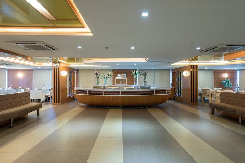 Hotel Bay Beach Resort