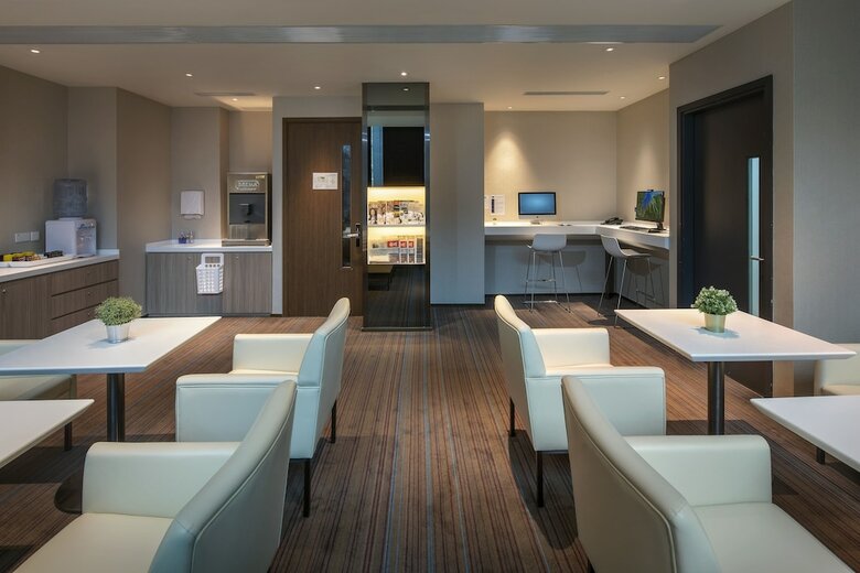 Hotel Holiday Inn Express Hong Kong Kowloon Cbd2