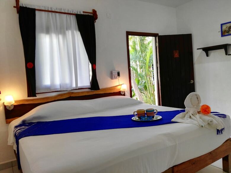 Bed & Breakfast Pacha Tulum Boutique Hotel