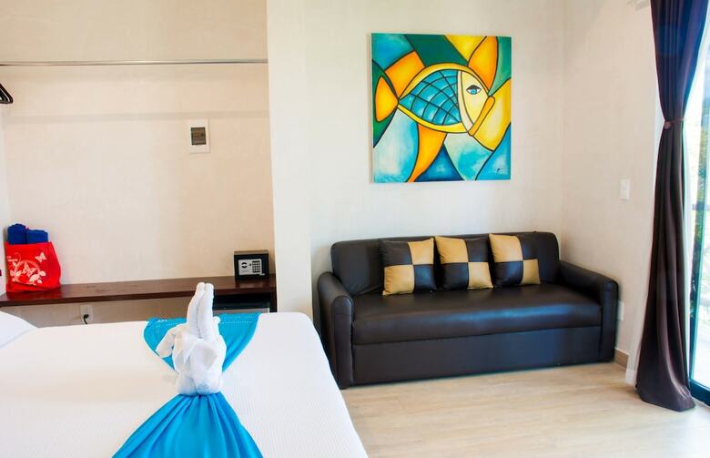 Bed & Breakfast Pacha Tulum Boutique Hotel