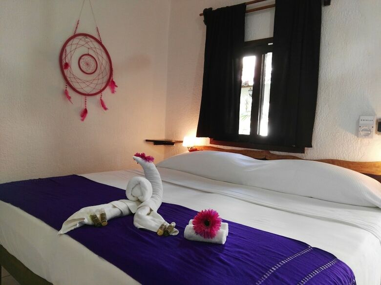 Bed & Breakfast Pacha Tulum Boutique Hotel
