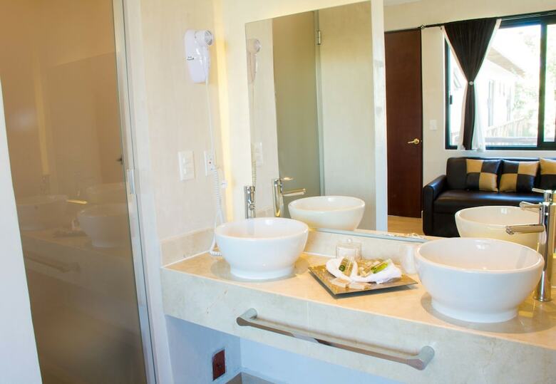 Bed & Breakfast Pacha Tulum Boutique Hotel