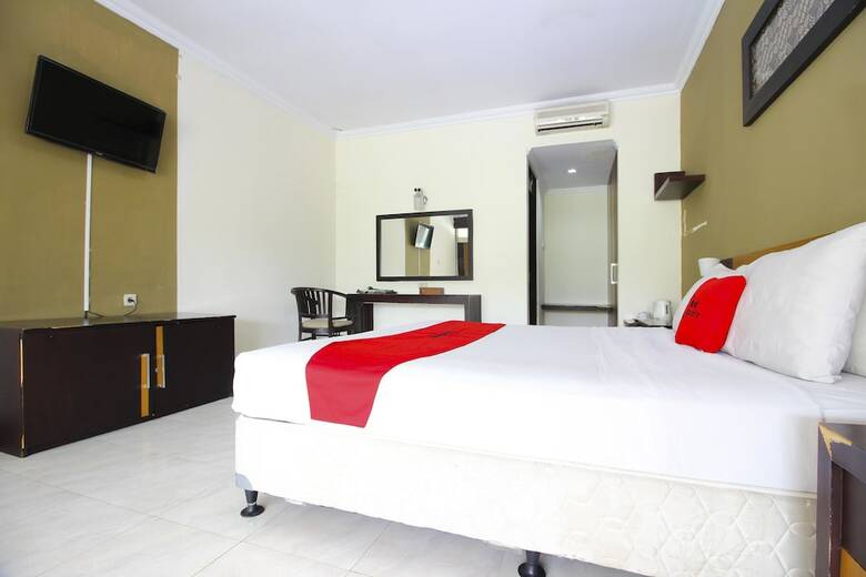 Hotel Reddoorz @ Solo Street