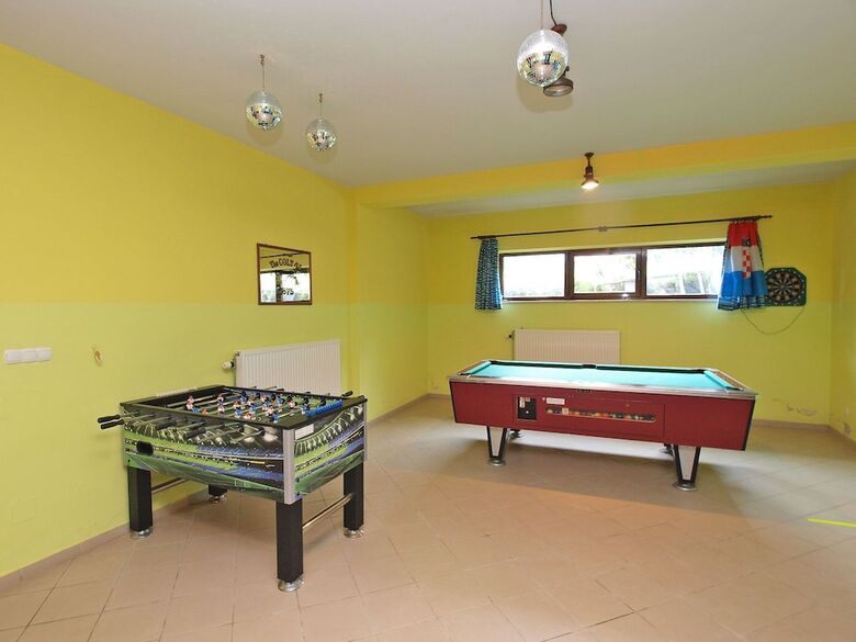 Apartment Denis 19