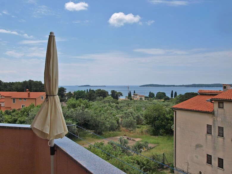 Apartment Denis 19