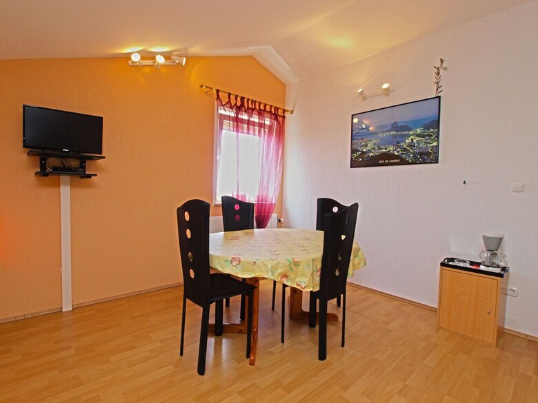 Apartment Denis 19