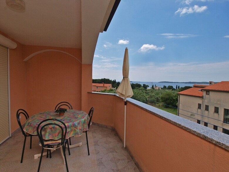 Apartment Denis 19