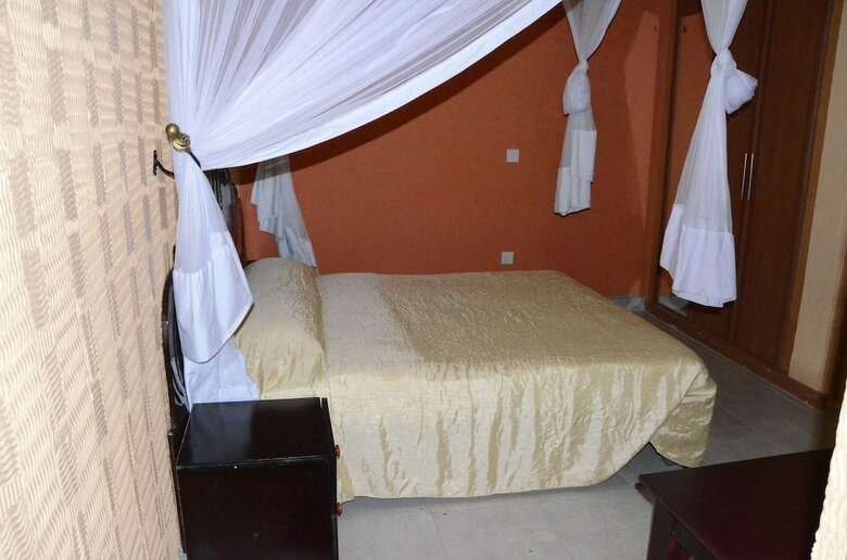 Hotel Stedmak Suites