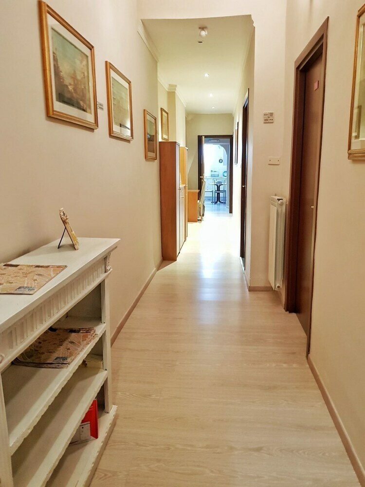 Hotel Italy Guest House