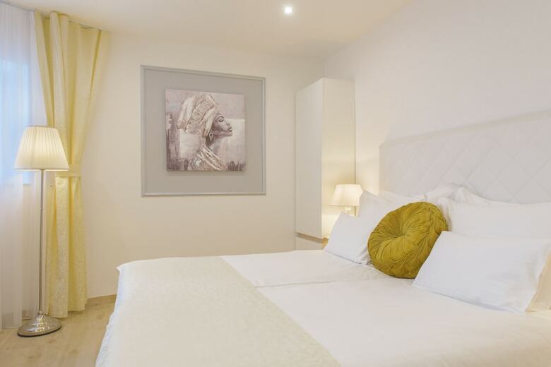Hotel Best Location Apartments