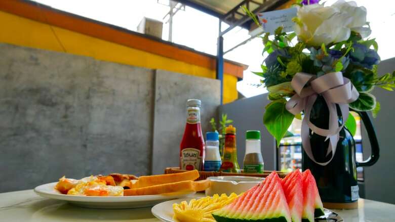 Hostal Khaolak Benzotel Hotel