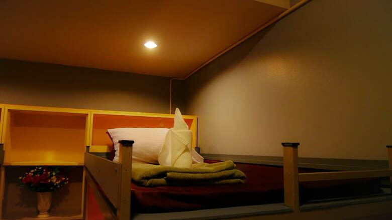 Hostal Khaolak Benzotel Hotel
