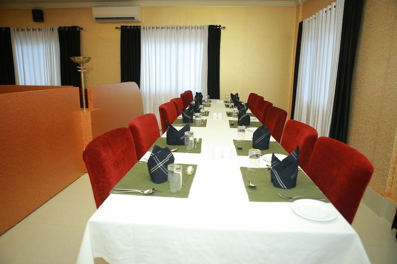 Hotel Seashore Residency