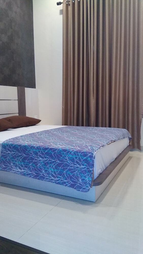 Villa Sleeprest - Diamond Palace