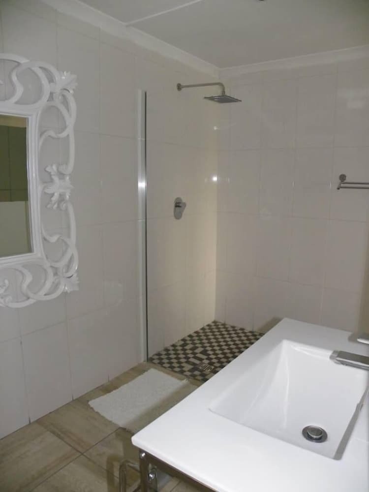 Hotel Blue's Guest House