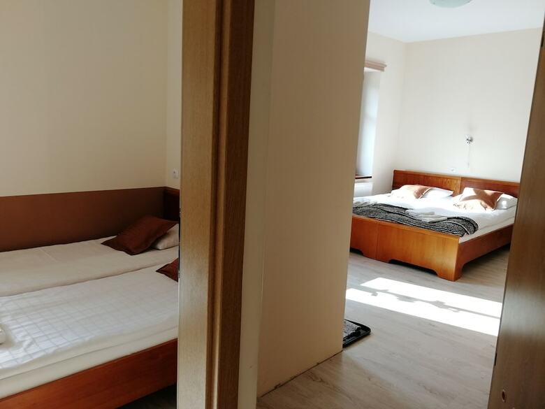 Pension Rezydencja Na Skrocie