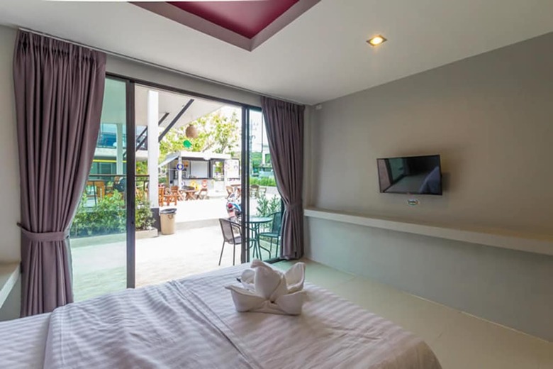 Hotel Koh Larn F.c.