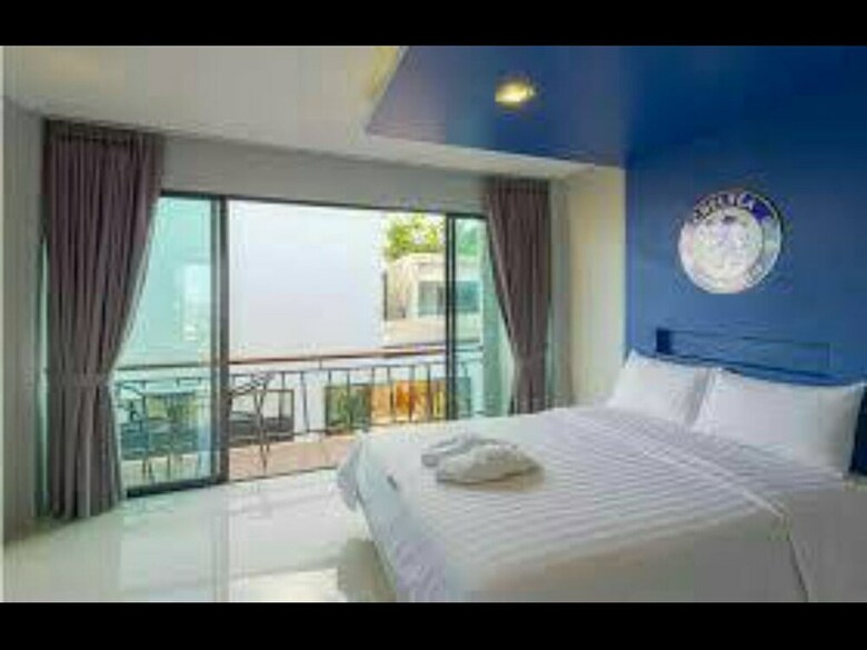 Hotel Koh Larn F.c.