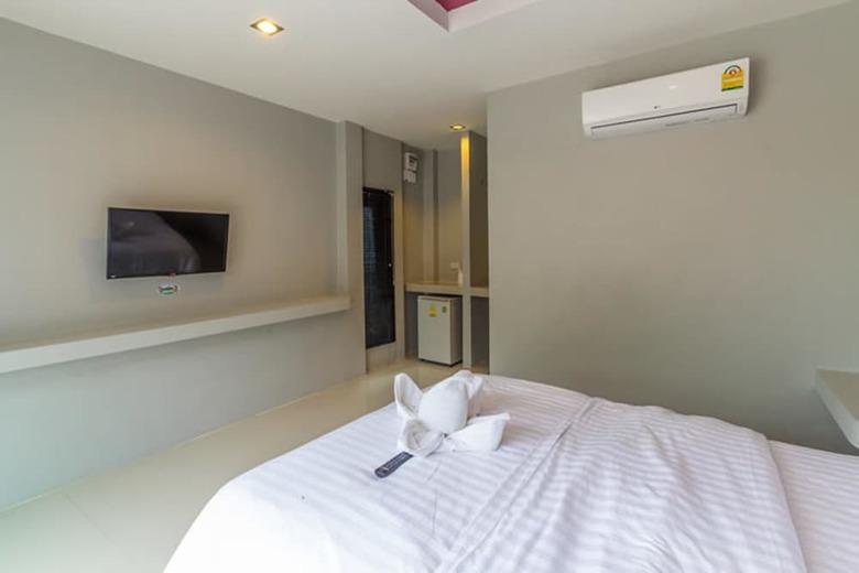 Hotel Koh Larn F.c.