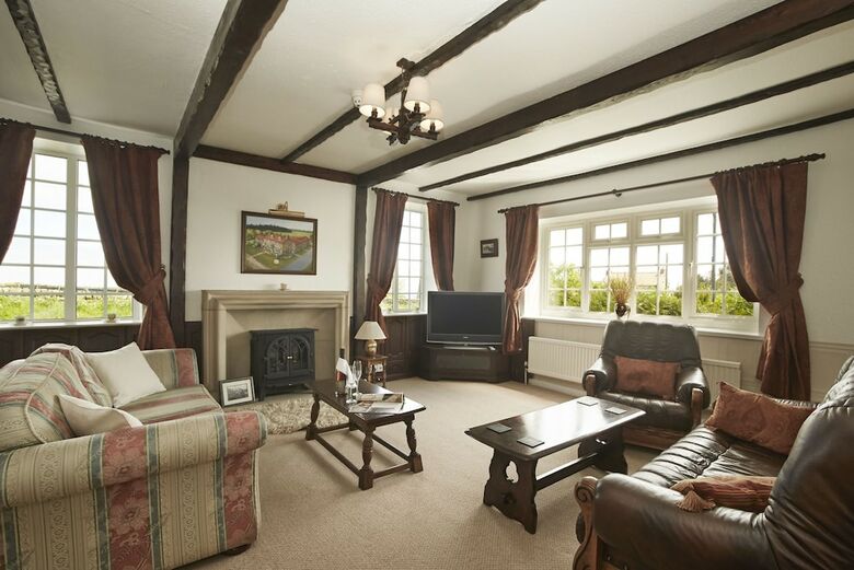 Smugglers Rock Country House B&B