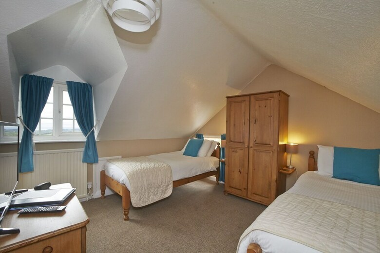Smugglers Rock Country House B&B