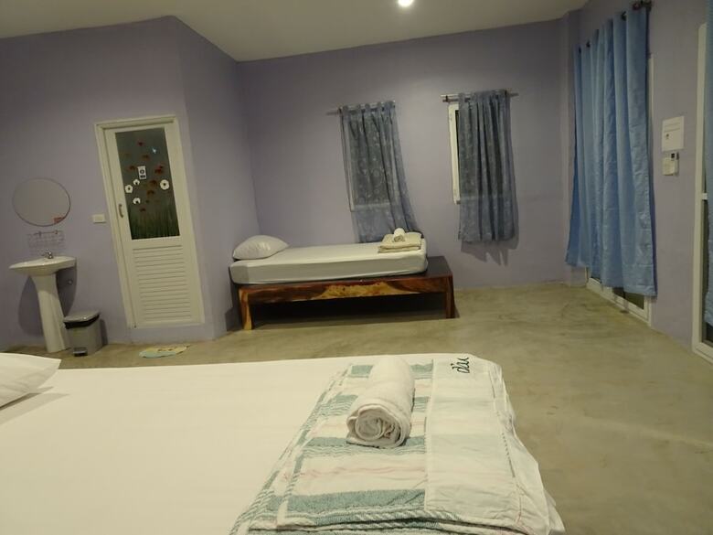 Hotel Happy Hamlets Resort