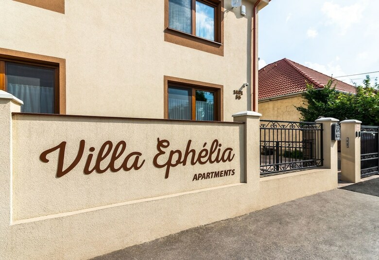 Apartmanovy Dom Villa Eph�lia