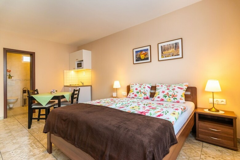 Apartmanovy Dom Villa Eph�lia