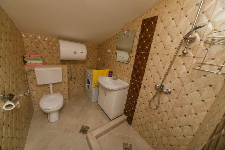 Paradise Bay Apartments