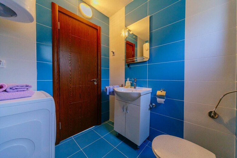 Paradise Bay Apartments