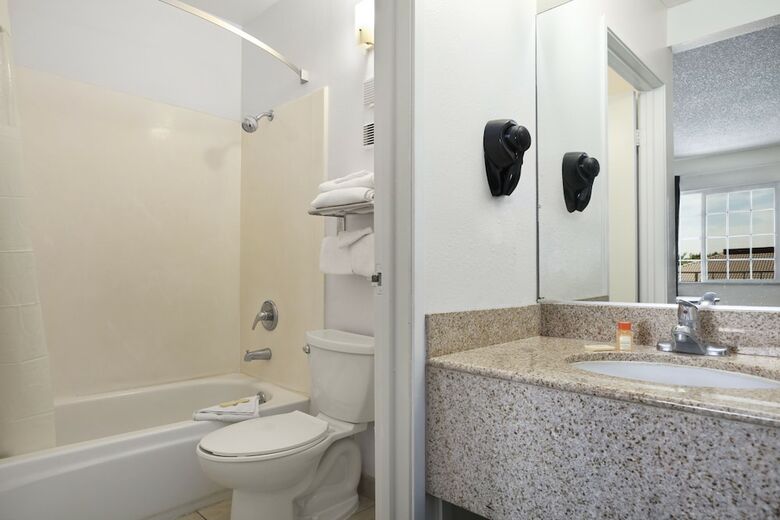 Hotel Days Inn By Wyndham Turlock