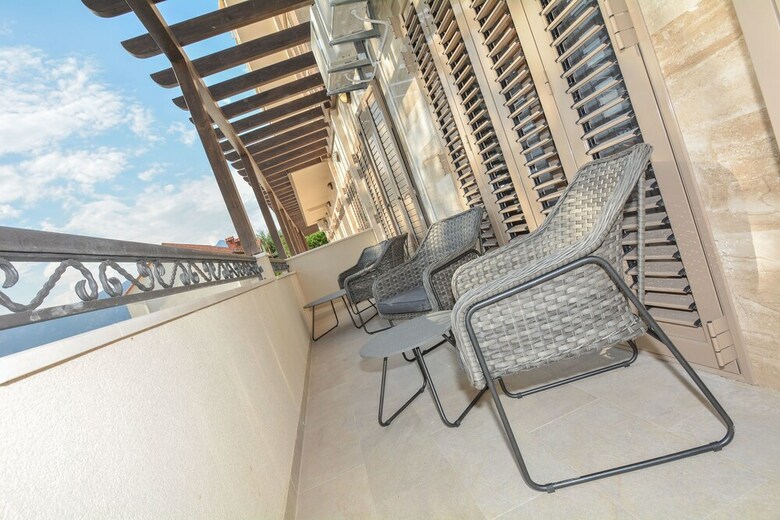 Apartments Dimitris III