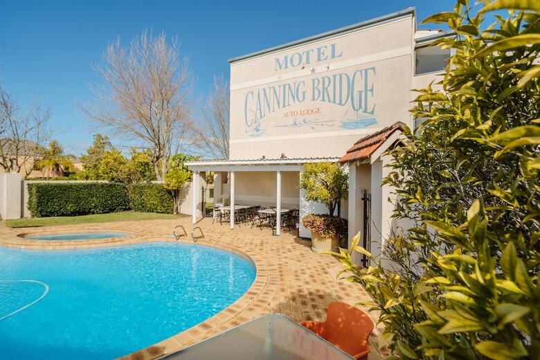 Motel Canning Bridge Auto Lodge