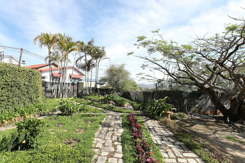 Hotel Sol House Dalat Homestay