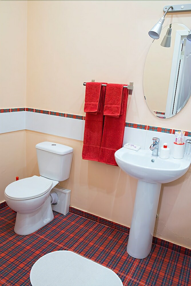 Red Hotel