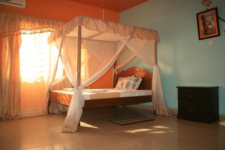 Hotel Bright Star Resort