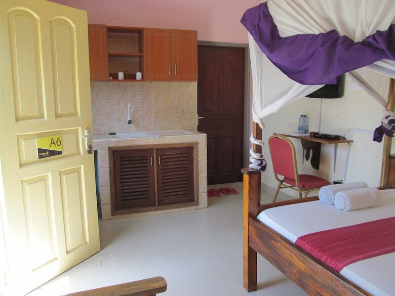 Hotel Bright Star Resort