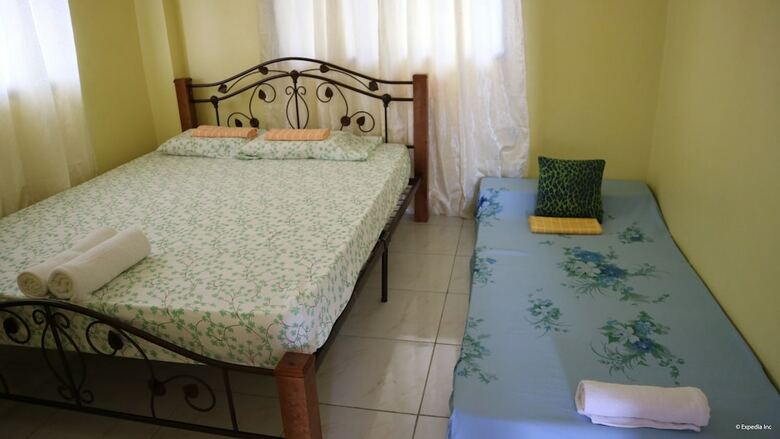 Hotel D' Downhill