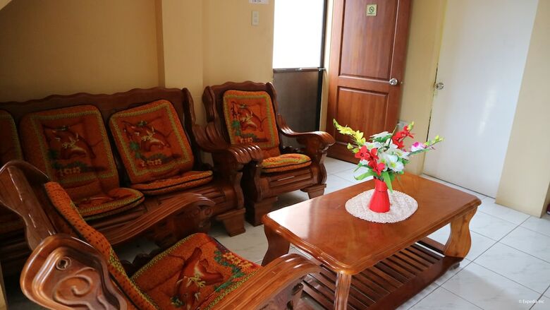 Hotel D' Downhill