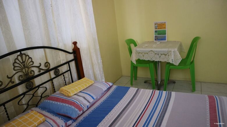 Hotel D' Downhill