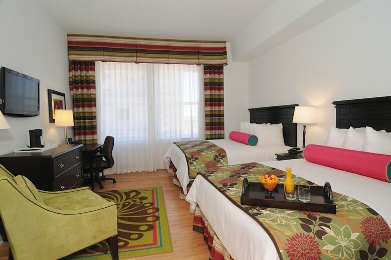Hotel Gibbs Downtown Riverwalk