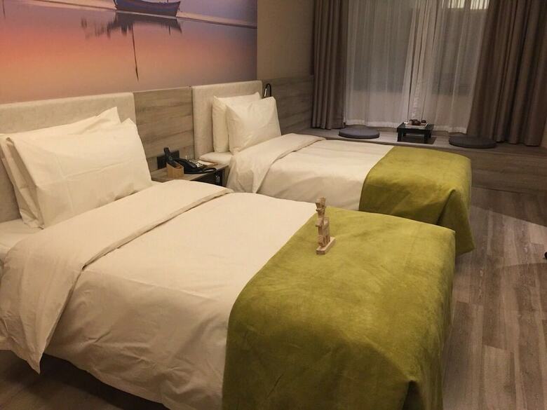 Atour Hotel Zhongshan Square Dalian