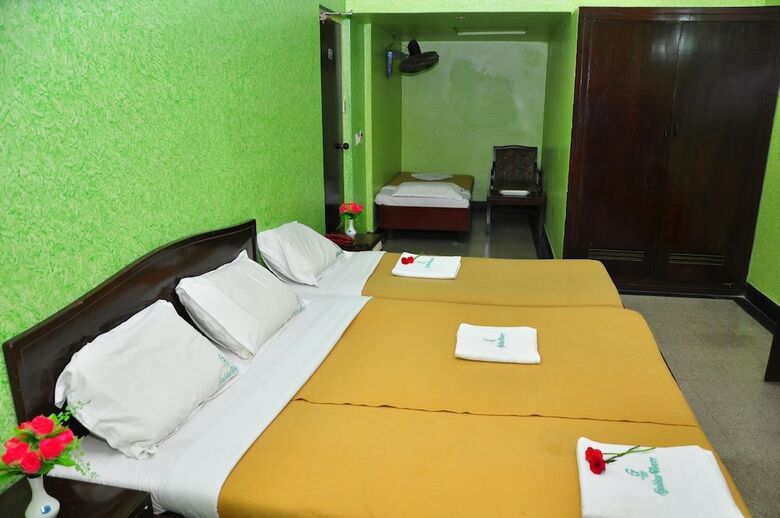 Hotel Golden Tower