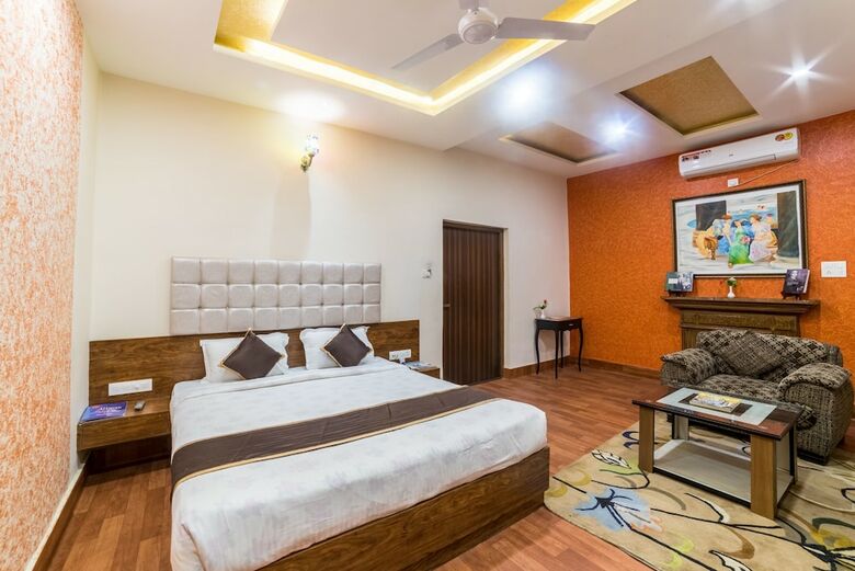 Hotel Hari Bhawan Palace